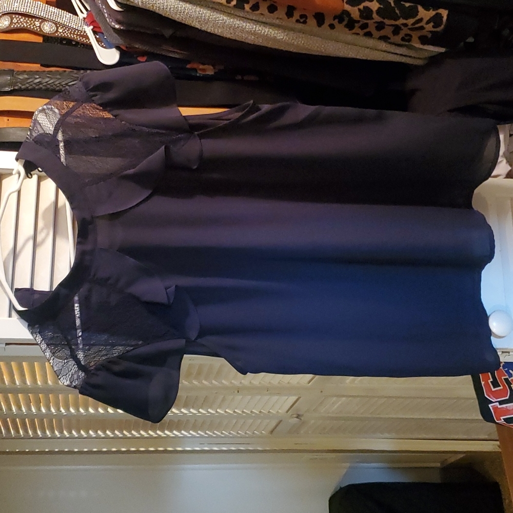 Blue short sleeve stich fix blouse